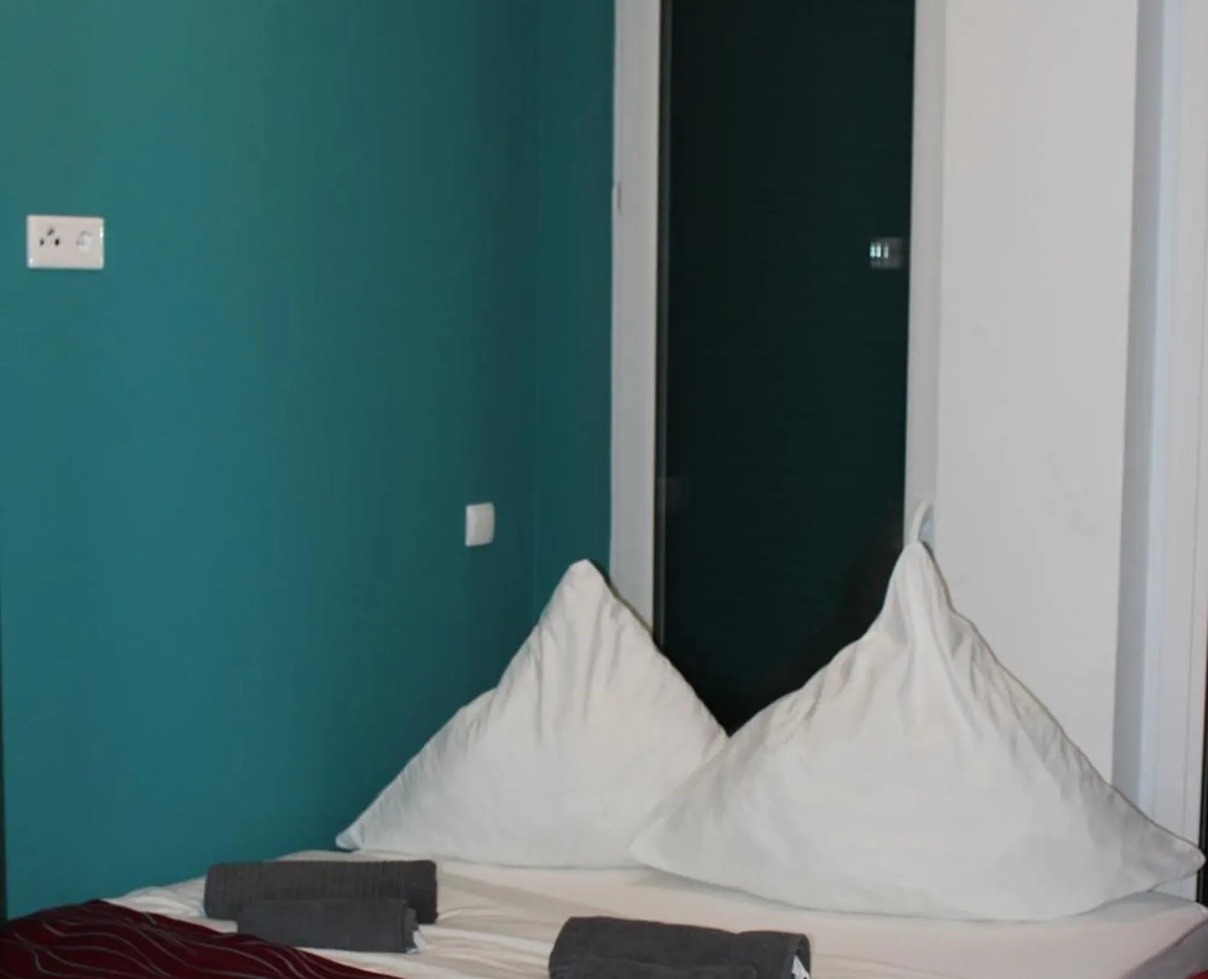 Momomotel - Self Check-In Hotel Am Stadion Kolonia